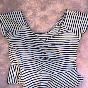 AE cropped top